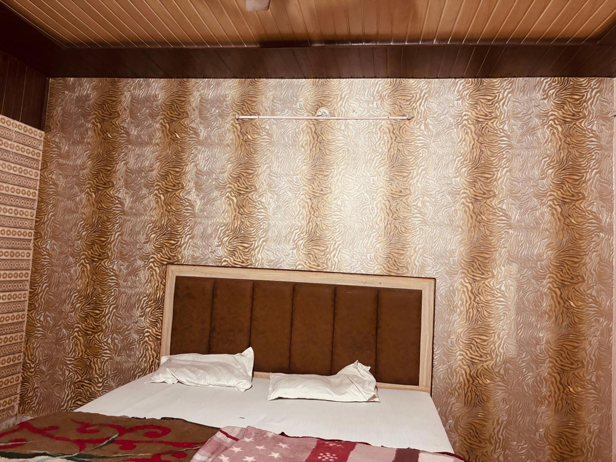 Sgh Guest House Mathura Exterior photo