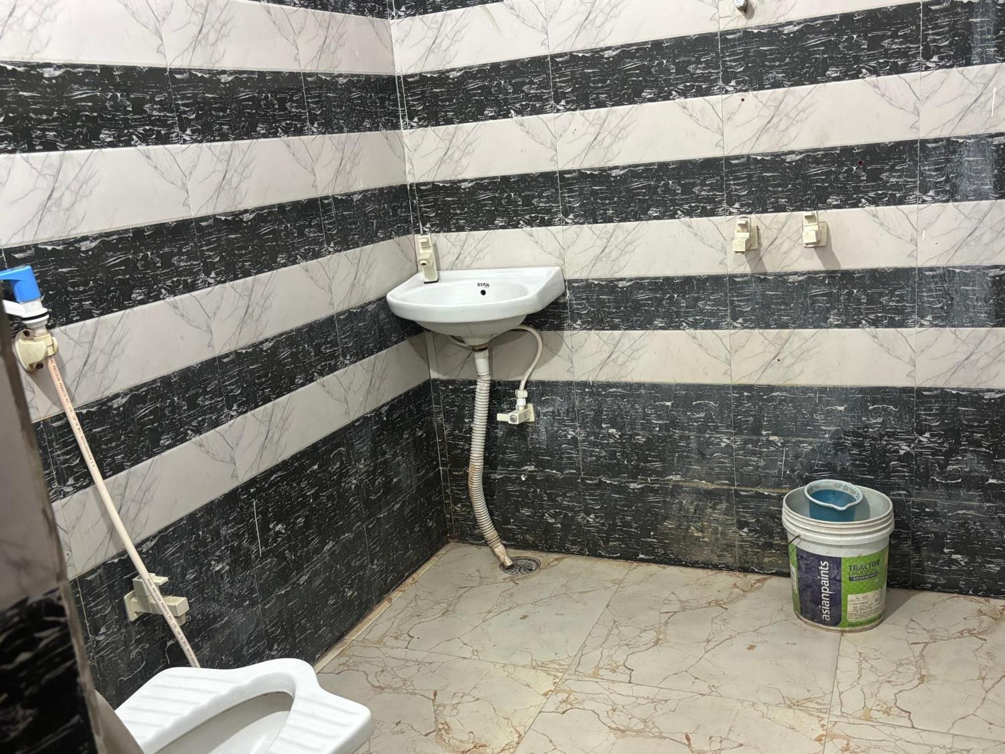 Sgh Guest House Mathura Exterior photo